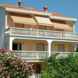 Mira Rab Town